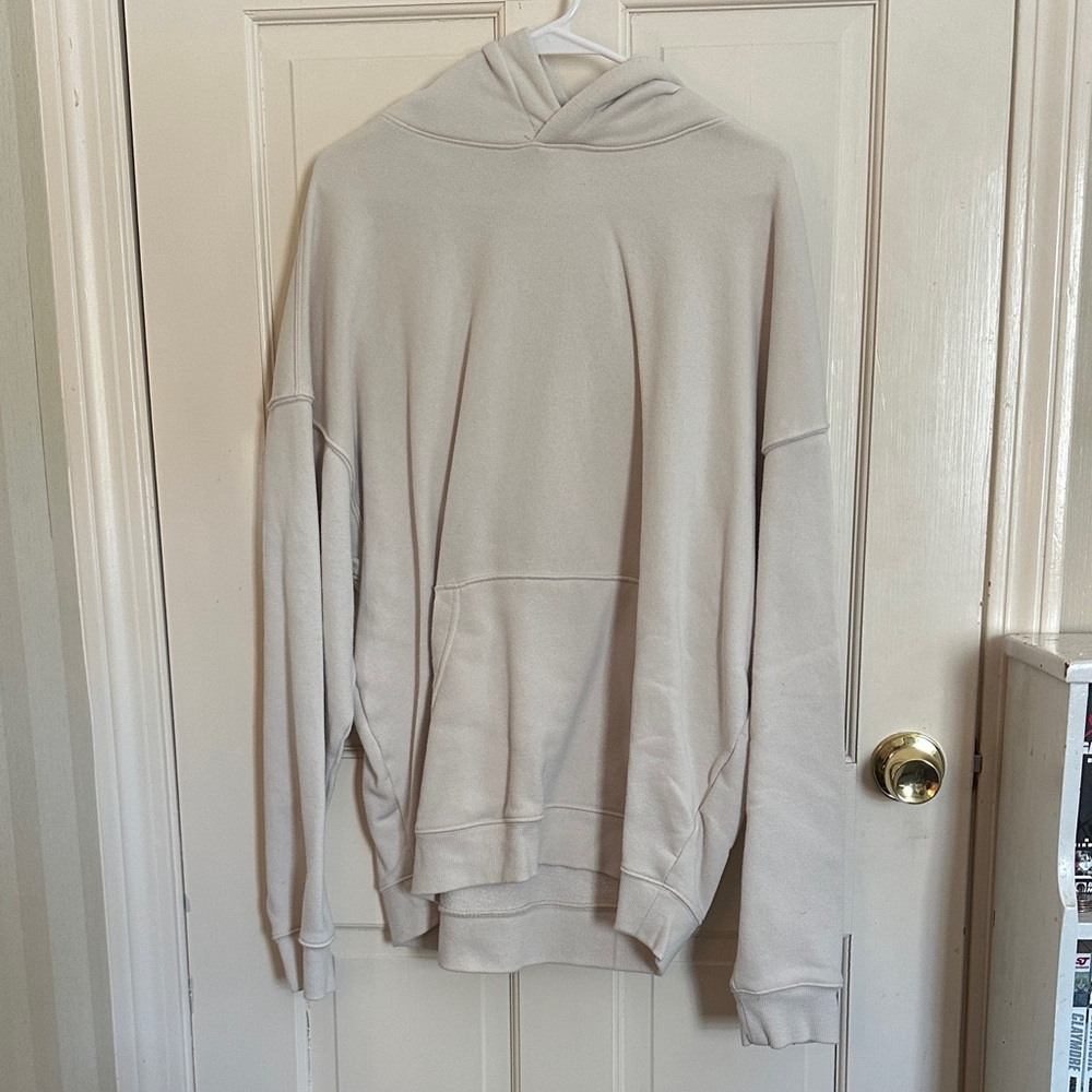 Cream Hoodie Men’s L